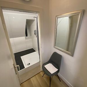 Budget Zimmer mit Kingsize-Bett